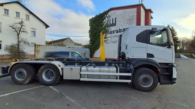 Iveco X-Way 480 6x2 Abrollkipper Palfinger PH T20 SLD5 - Camión multibasculante: foto 1 Iveco X-Way 480 6x2 Abrollkipper Palfinger PH T20 SLD5 - Camión multibasculante: foto 1