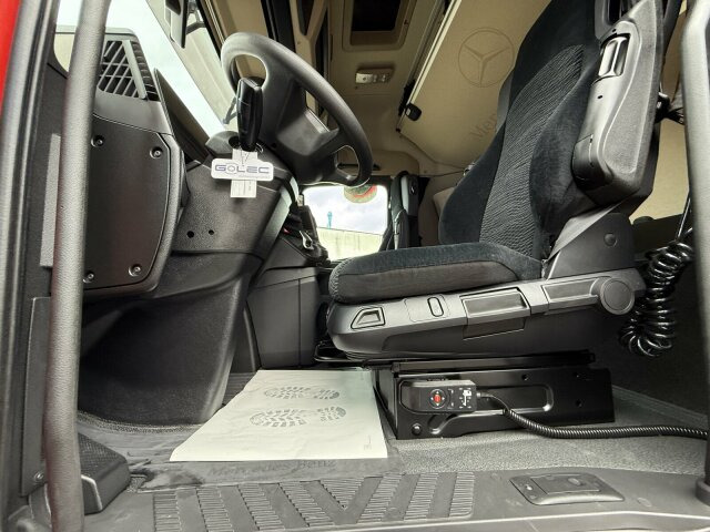 Camión portacontenedore/ Intercambiable Mercedes-Benz ACTROS 2543 6x2 Wechselaufbau BDF AHK 2 Betten: foto 13 Camión portacontenedore/ Intercambiable Mercedes-Benz ACTROS 2543 6x2 Wechselaufbau BDF AHK 2 Betten: foto 13