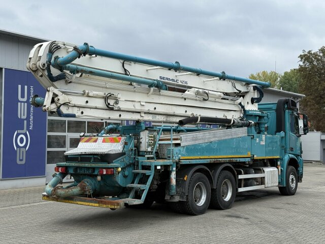 Bomba de hormigón Mercedes-Benz AROCS 2636 6x4 Euro 6 Betonpumpe SERMAC 4Z36: foto 9