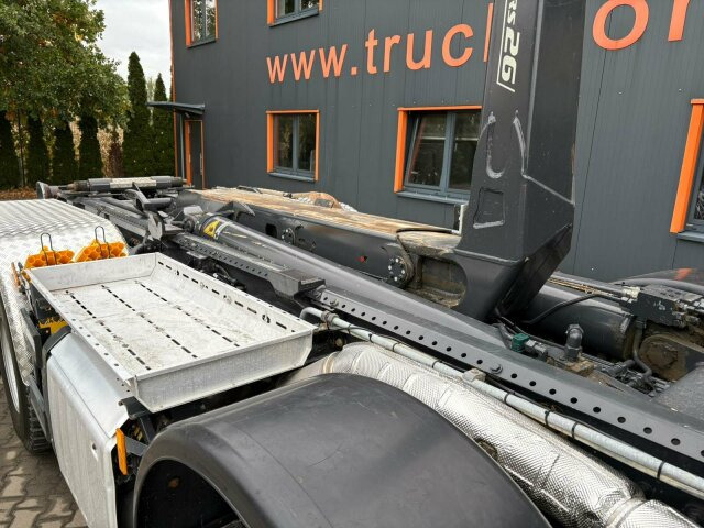Mercedes-Benz Arocs 4145 8x4 Abrollkipper MEILLER RS 26.60L - Camión multibasculante: foto 3 Mercedes-Benz Arocs 4145 8x4 Abrollkipper MEILLER RS 26.60L - Camión multibasculante: foto 3