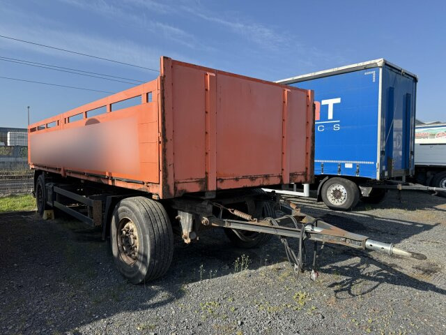 Schmitz Cargobull Gotha AFG 18 Baustoffanhänger 2 Achse - Remolque plataforma/ Caja abierta: foto 1 Schmitz Cargobull Gotha AFG 18 Baustoffanhänger 2 Achse - Remolque plataforma/ Caja abierta: foto 1