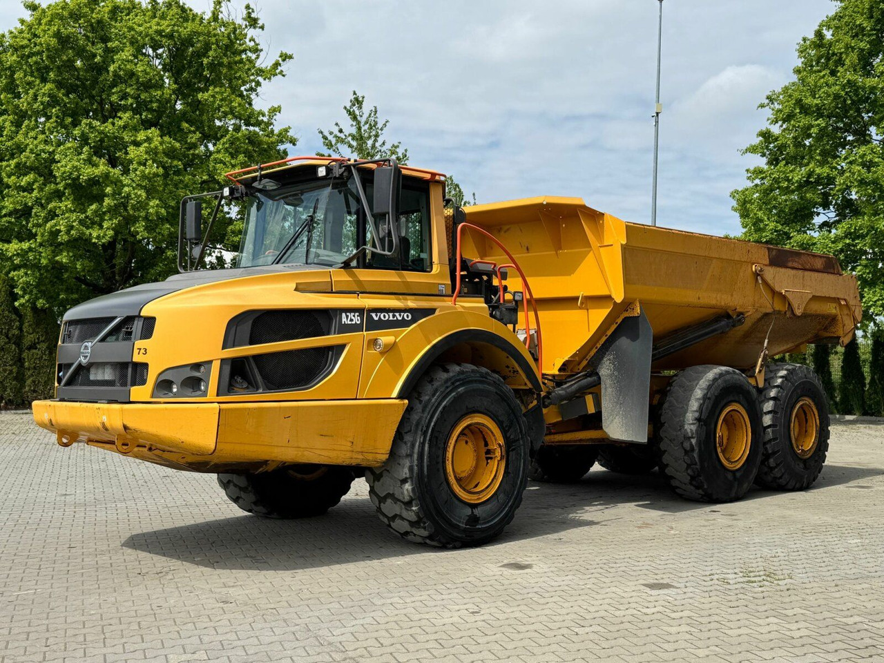 Volvo A25G Dumper 22,5 Ton 11.361 Stunden - Camión volquete: foto 2 Volvo A25G Dumper 22,5 Ton 11.361 Stunden - Camión volquete: foto 2
