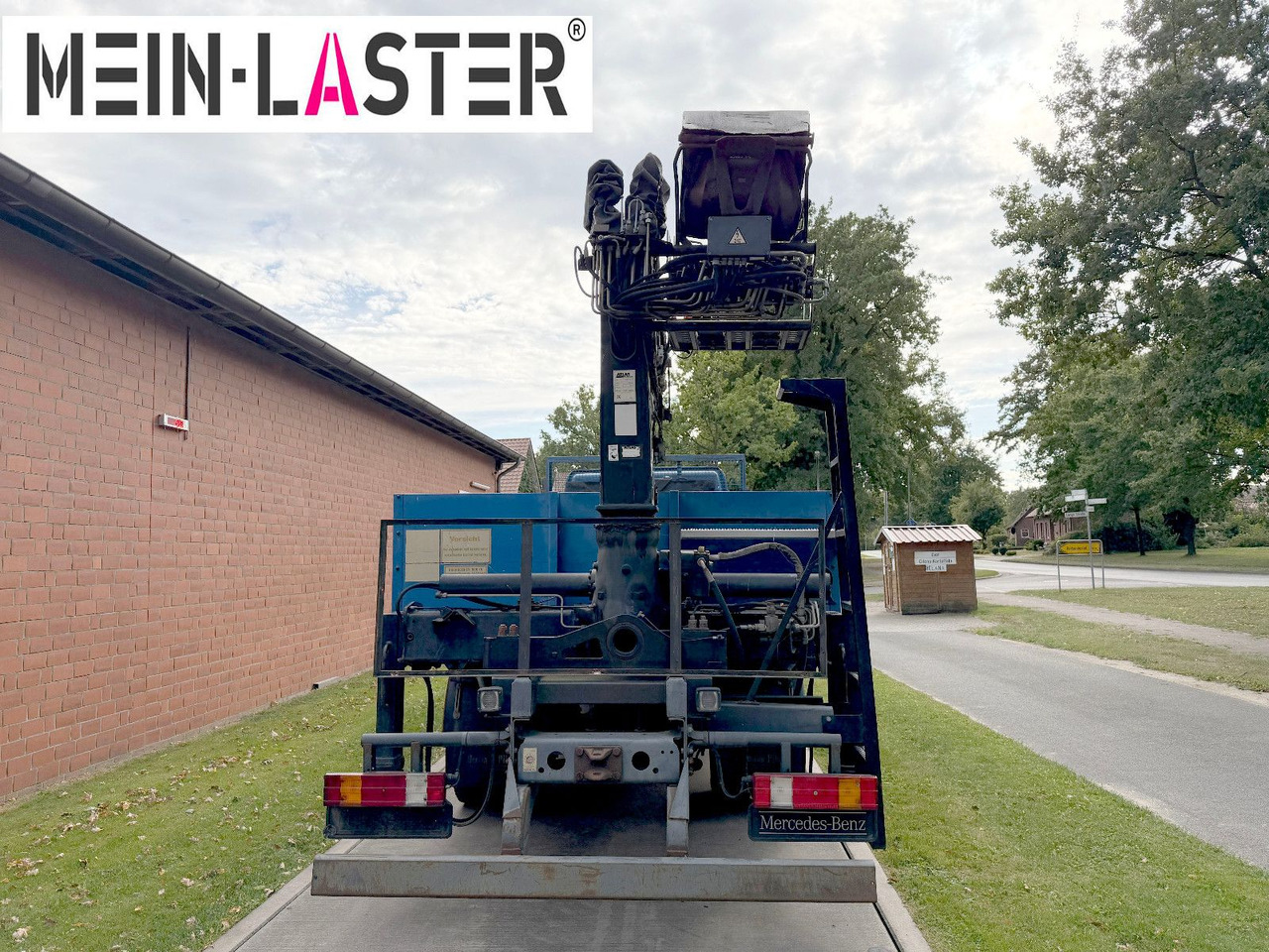 Camión caja abierta, Camión grúa Mercedes-Benz 1823 Atego Atlas 105.2 1.Hand nur 226.000 km: foto 14 Camión caja abierta, Camión grúa Mercedes-Benz 1823 Atego Atlas 105.2 1.Hand nur 226.000 km: foto 14