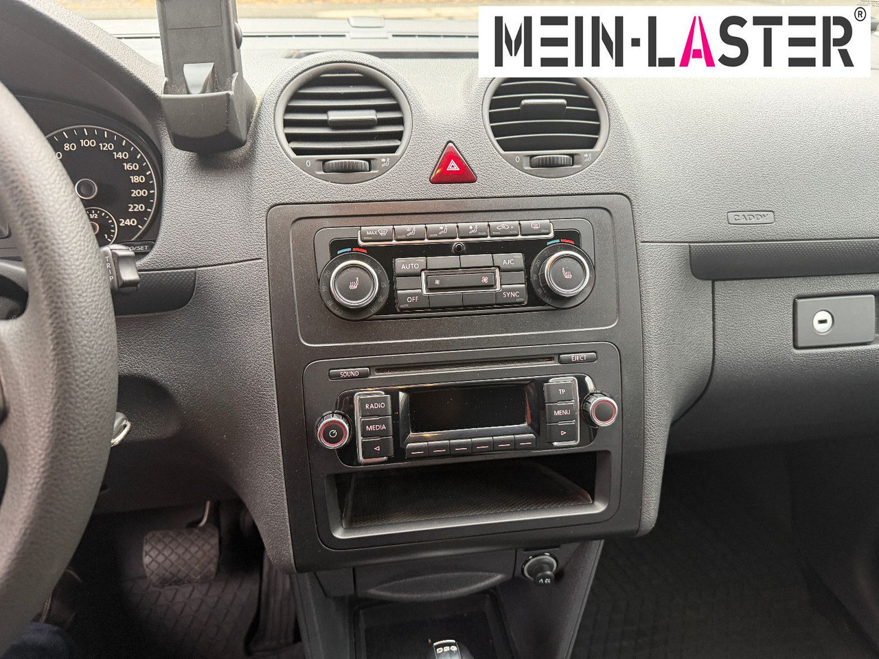 Furgoneta pequeña Volkswagen Caddy 2.0 TDI Kasten Soccer 4Motion Automatik: foto 14