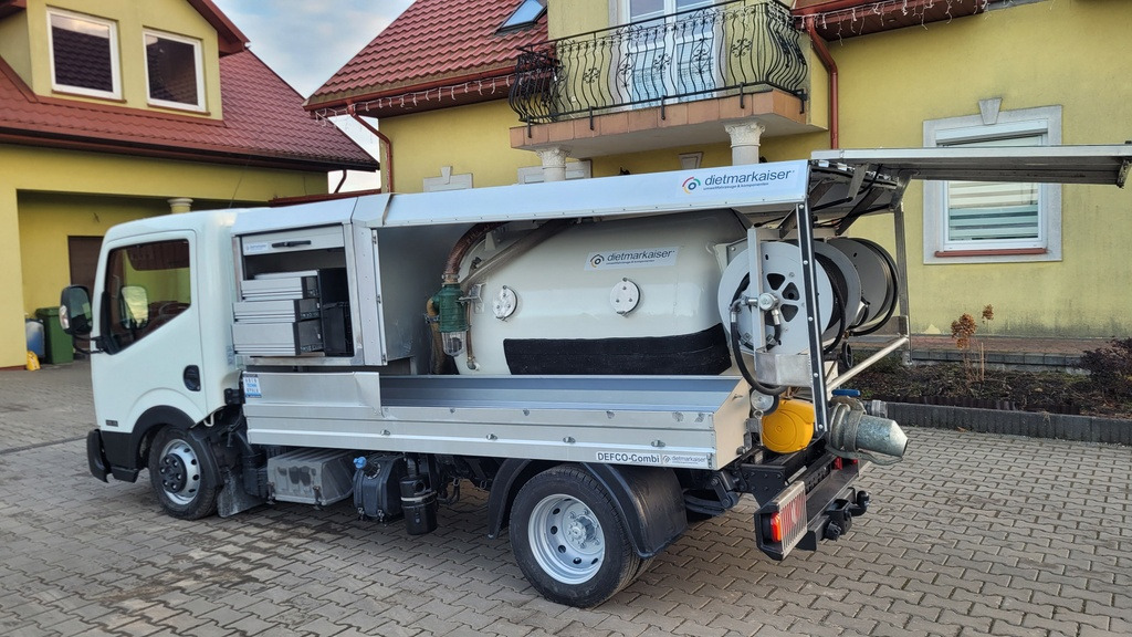 Nissan Cabstar COMBI Kanalreiniger VAAVUM CLEANER - Limpieza de alcantarillado: foto 3 Nissan Cabstar COMBI Kanalreiniger VAAVUM CLEANER - Limpieza de alcantarillado: foto 3