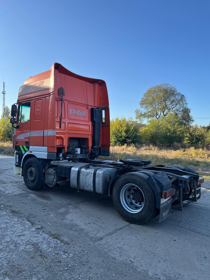 DAF XF95.430 ID1656S - Cabeza tractora: foto 4 DAF XF95.430 ID1656S - Cabeza tractora: foto 4