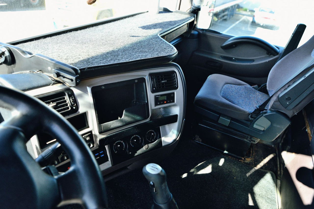 Cabeza tractora RENAULT Magnum 440: foto 18