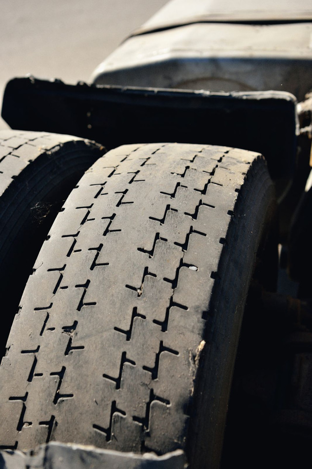 Cabeza tractora RENAULT Magnum 440: foto 11