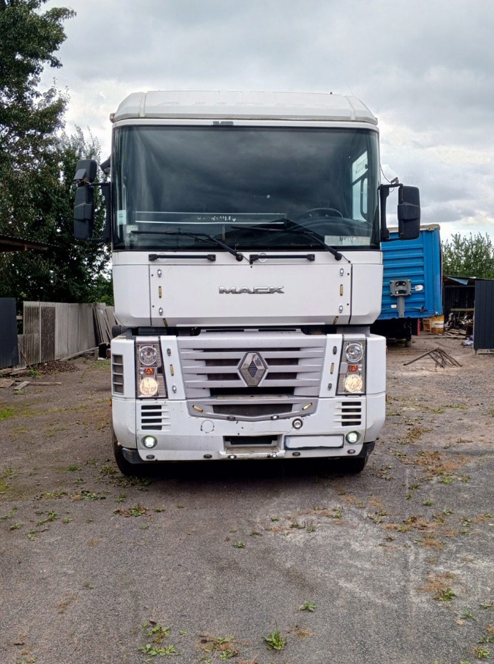RENAULT Magnum 440 - Cabeza tractora: foto 2 RENAULT Magnum 440 - Cabeza tractora: foto 2