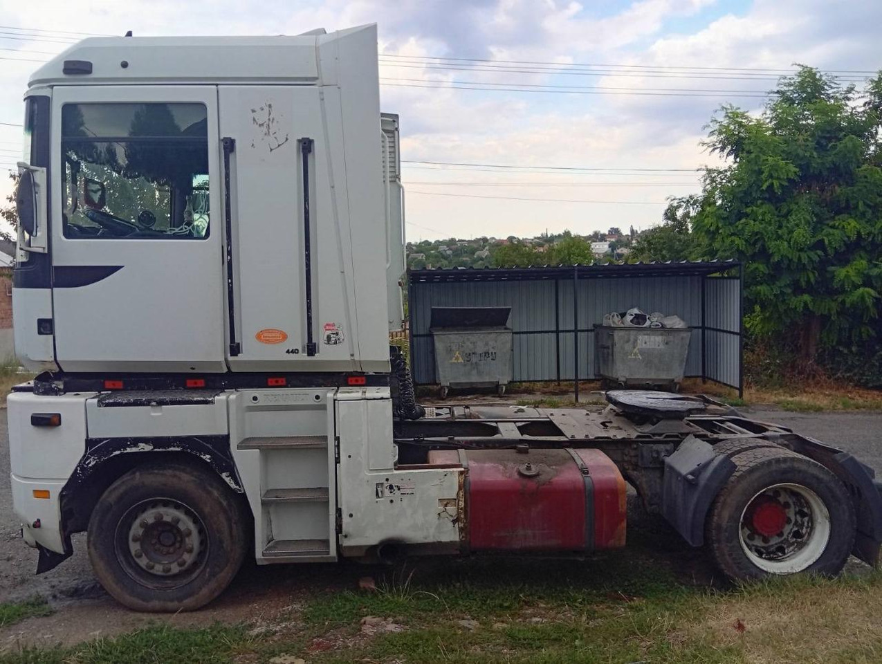 RENAULT Magnum 440 - Cabeza tractora: foto 1 RENAULT Magnum 440 - Cabeza tractora: foto 1