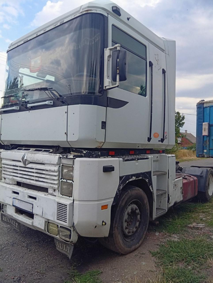 RENAULT Magnum 440 - Cabeza tractora: foto 4 RENAULT Magnum 440 - Cabeza tractora: foto 4
