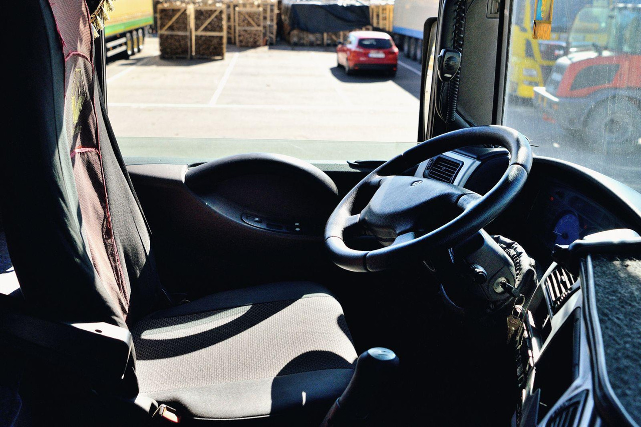 Cabeza tractora RENAULT Magnum 440: foto 19