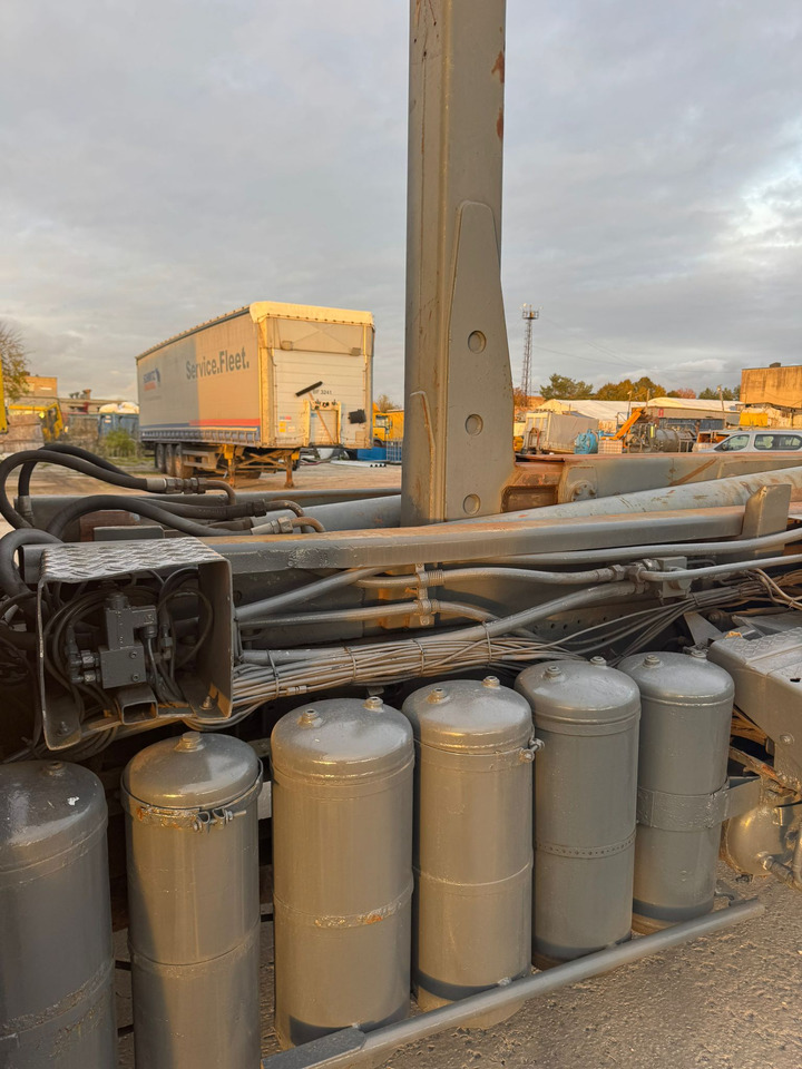 Cabeza tractora SCANIA 113M 380: foto 9