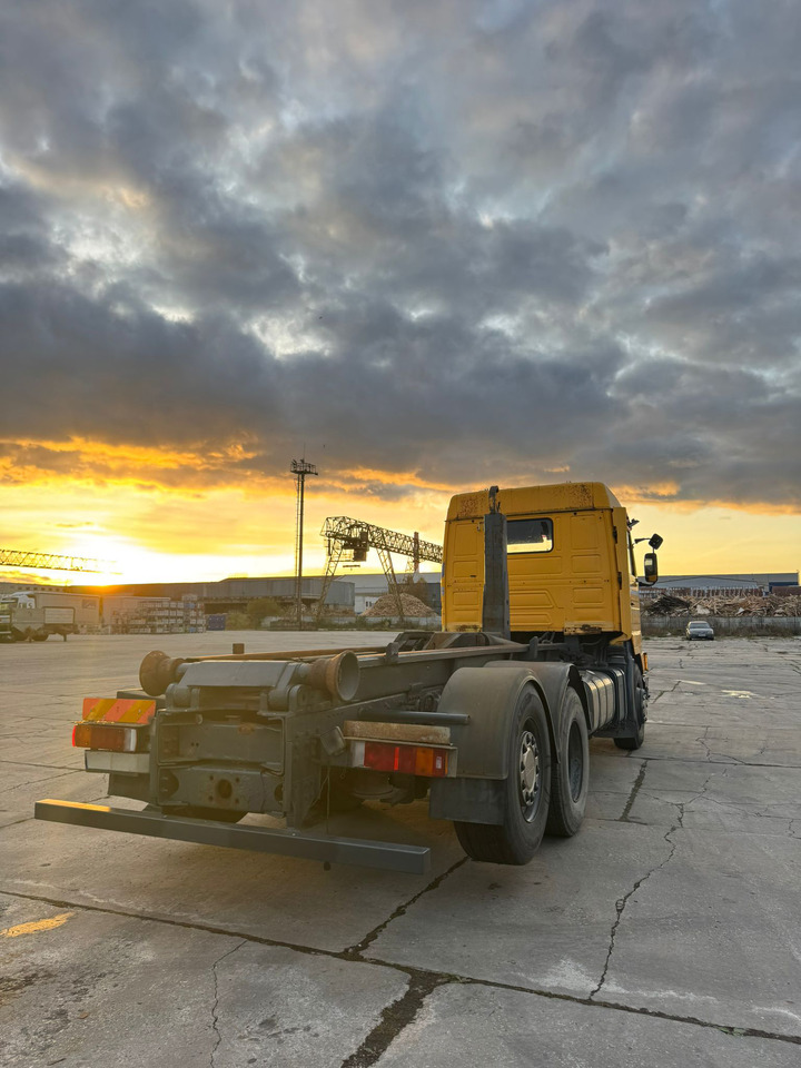 Cabeza tractora SCANIA 113M 380: foto 7