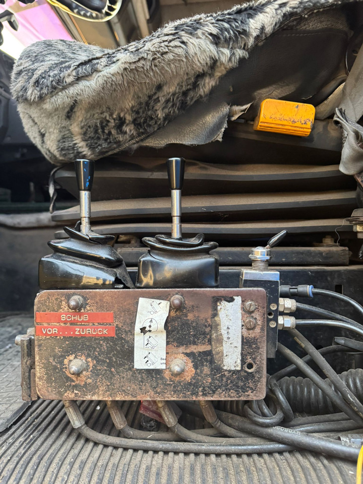 Cabeza tractora SCANIA 113M 380: foto 19