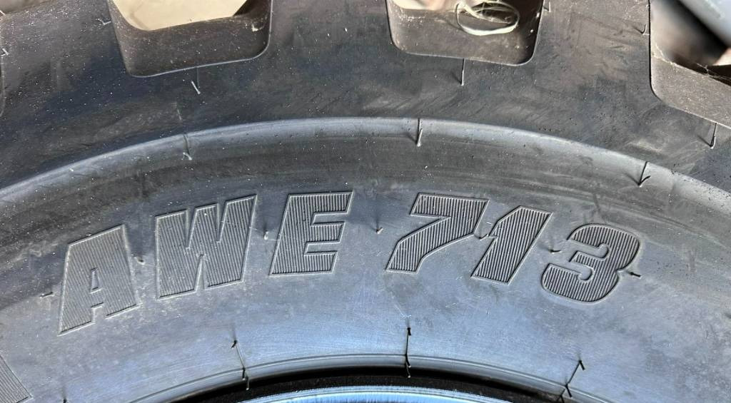 Apollo 10.00 - 20 Kompletträder - Complet t - Excavadora de ruedas: foto 4 Apollo 10.00 - 20 Kompletträder - Complet t - Excavadora de ruedas: foto 4