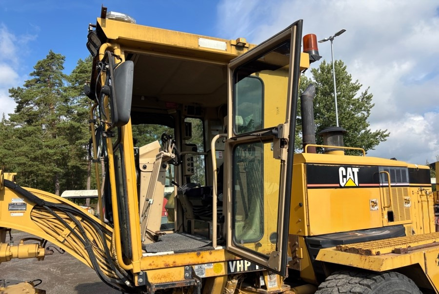 CATERPILLAR 140 H CE original German machine ready for work! - Grader: foto 5 CATERPILLAR 140 H CE original German machine ready for work! - Grader: foto 5