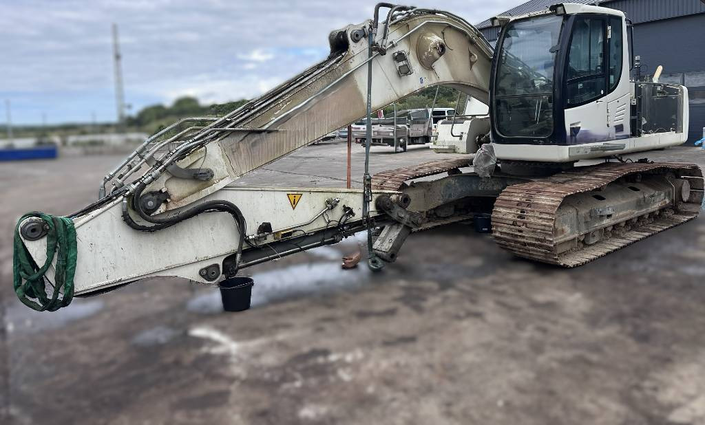 Liebherr 914 924 916 926 for parts breaking dismantling - Excavadora de cadenas: foto 1 Liebherr 914 924 916 926 for parts breaking dismantling - Excavadora de cadenas: foto 1