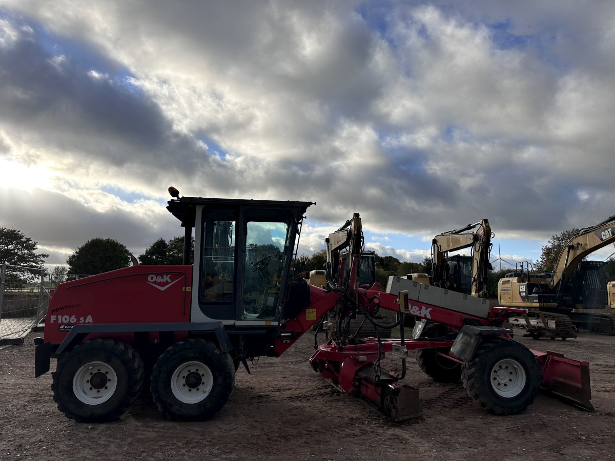 NEW HOLLAND F 106.5 - 6x6 Laser Topcon- Klima Cummins 6 Zyl. - Grader: foto 2 NEW HOLLAND F 106.5 - 6x6 Laser Topcon- Klima Cummins 6 Zyl. - Grader: foto 2
