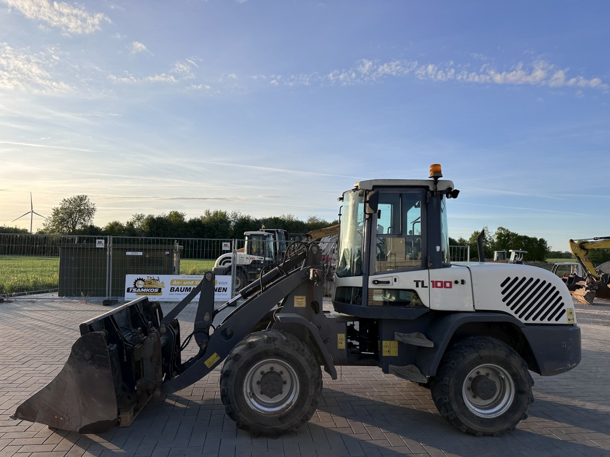 TEREX TL 100 - 30 Km/h Schaufel + Palettengabel Top ! - Cargadora de ruedas: foto 1 TEREX TL 100 - 30 Km/h Schaufel + Palettengabel Top ! - Cargadora de ruedas: foto 1