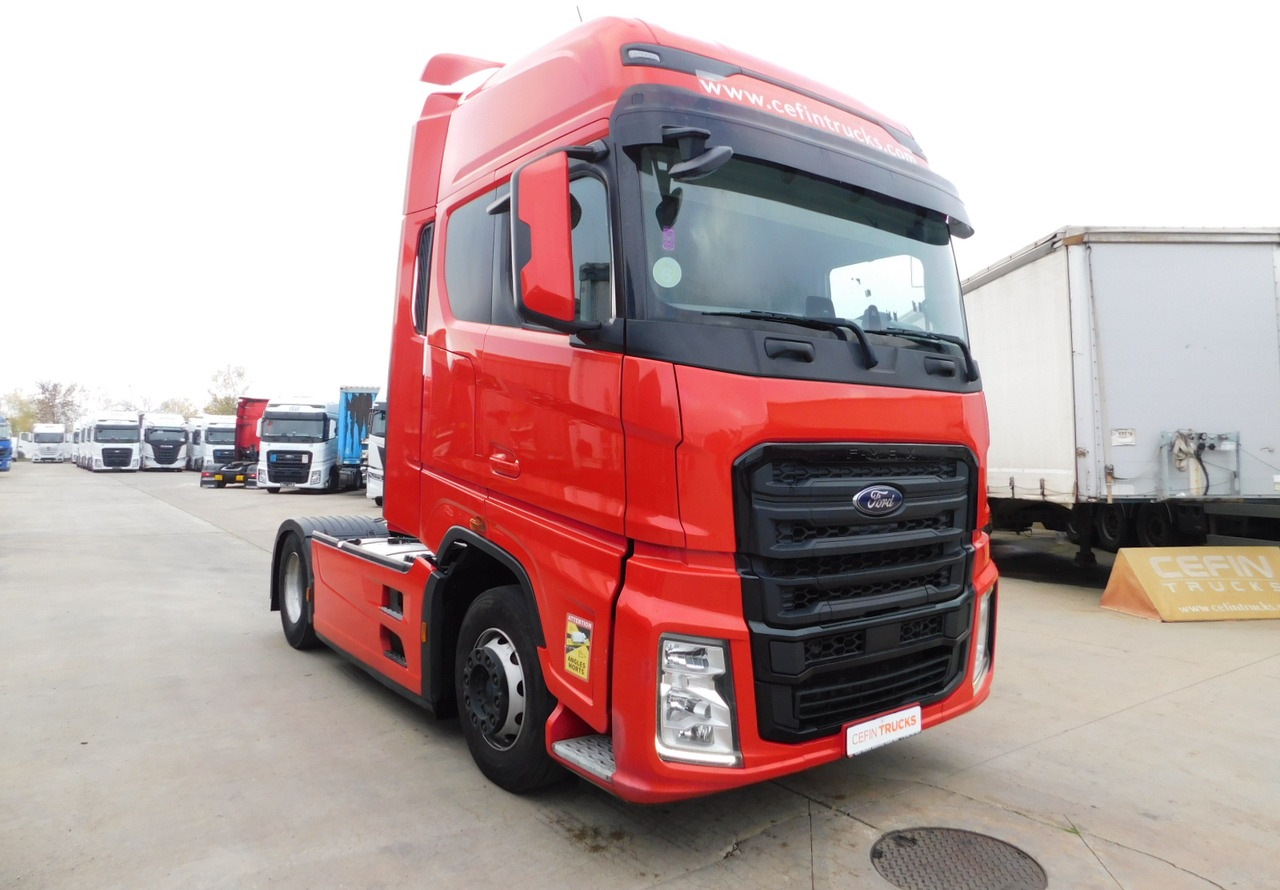 Ford F max 4x2 scab e6 12tx2620 - Cabeza tractora: foto 2 Ford F max 4x2 scab e6 12tx2620 - Cabeza tractora: foto 2