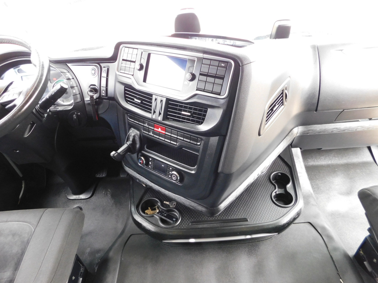 Cabeza tractora Iveco As440stp: foto 7