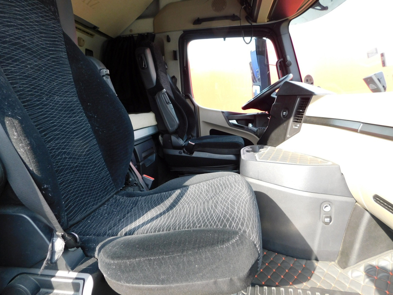 Mercedes Actros 1845 - Cabeza tractora: foto 5 Mercedes Actros 1845 - Cabeza tractora: foto 5