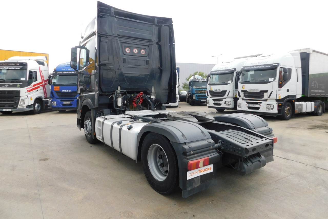 Mercedes Actros - Cabeza tractora: foto 4 Mercedes Actros - Cabeza tractora: foto 4
