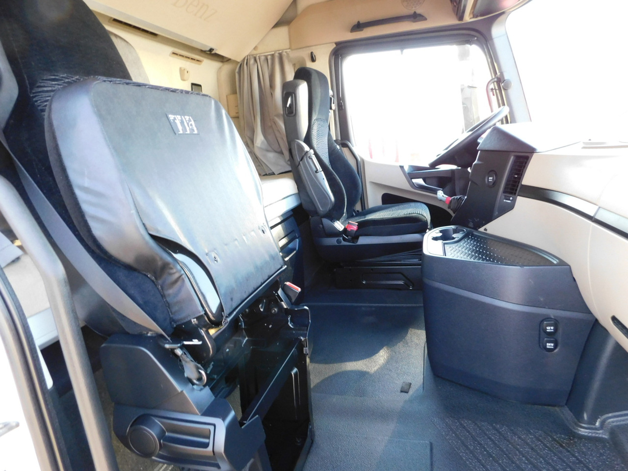 Mercedes Actros - Cabeza tractora: foto 5 Mercedes Actros - Cabeza tractora: foto 5