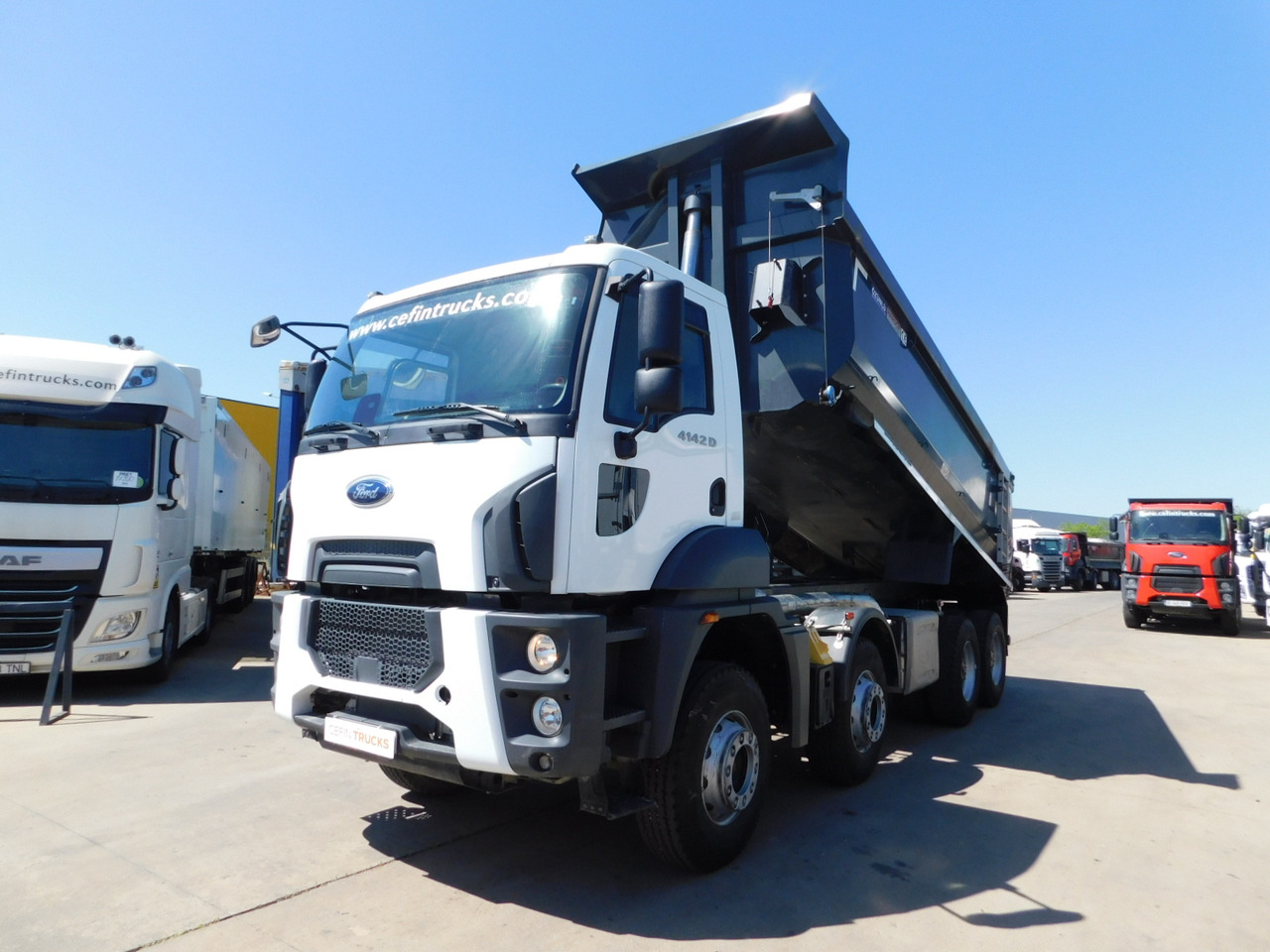Ford 4142d 8x4 dcab e6 16s2230 - Camión volquete: foto 1 Ford 4142d 8x4 dcab e6 16s2230 - Camión volquete: foto 1