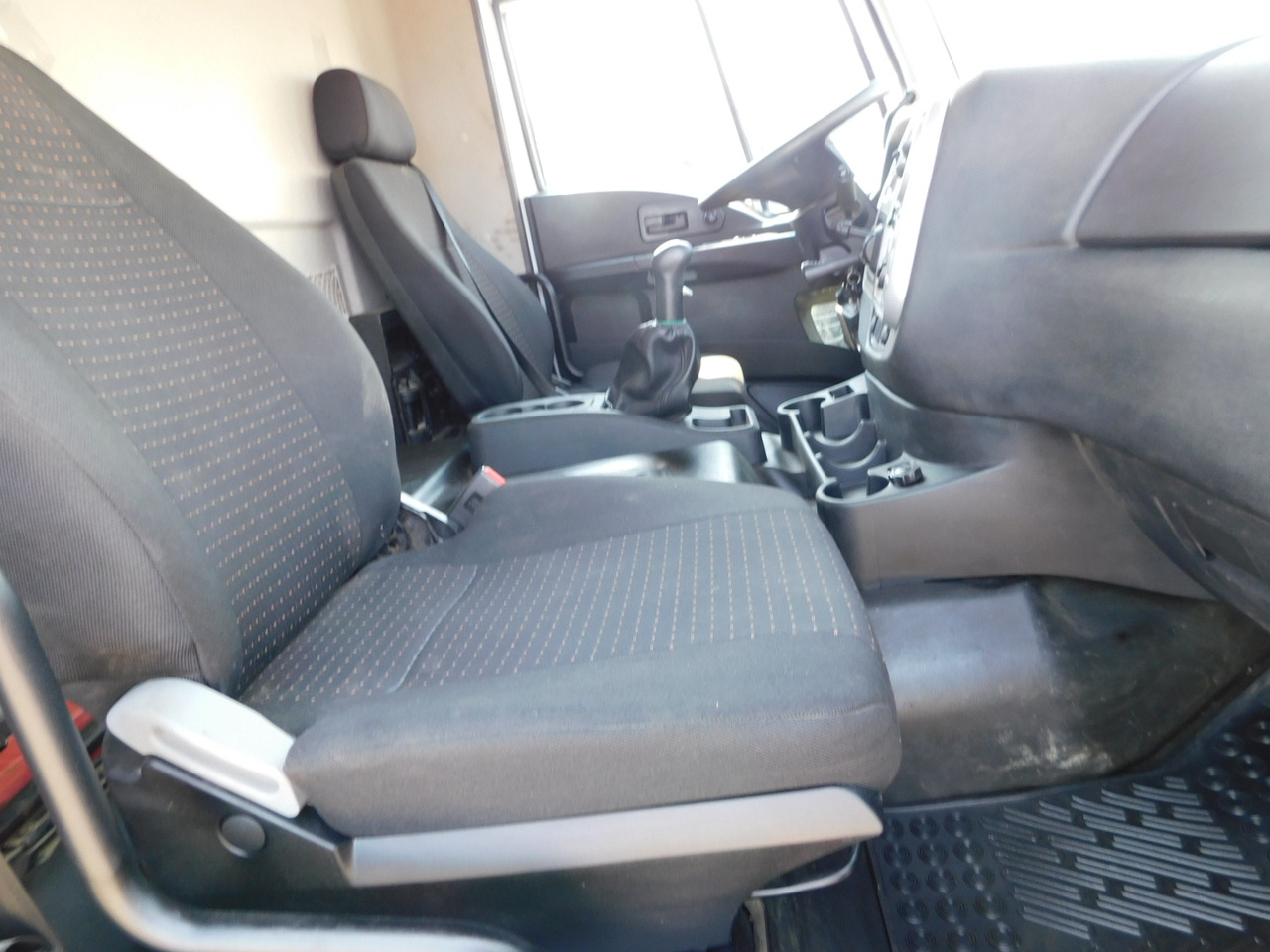 Ford 4142d 8x4 dcab e6 16s2230 - Camión volquete: foto 5 Ford 4142d 8x4 dcab e6 16s2230 - Camión volquete: foto 5