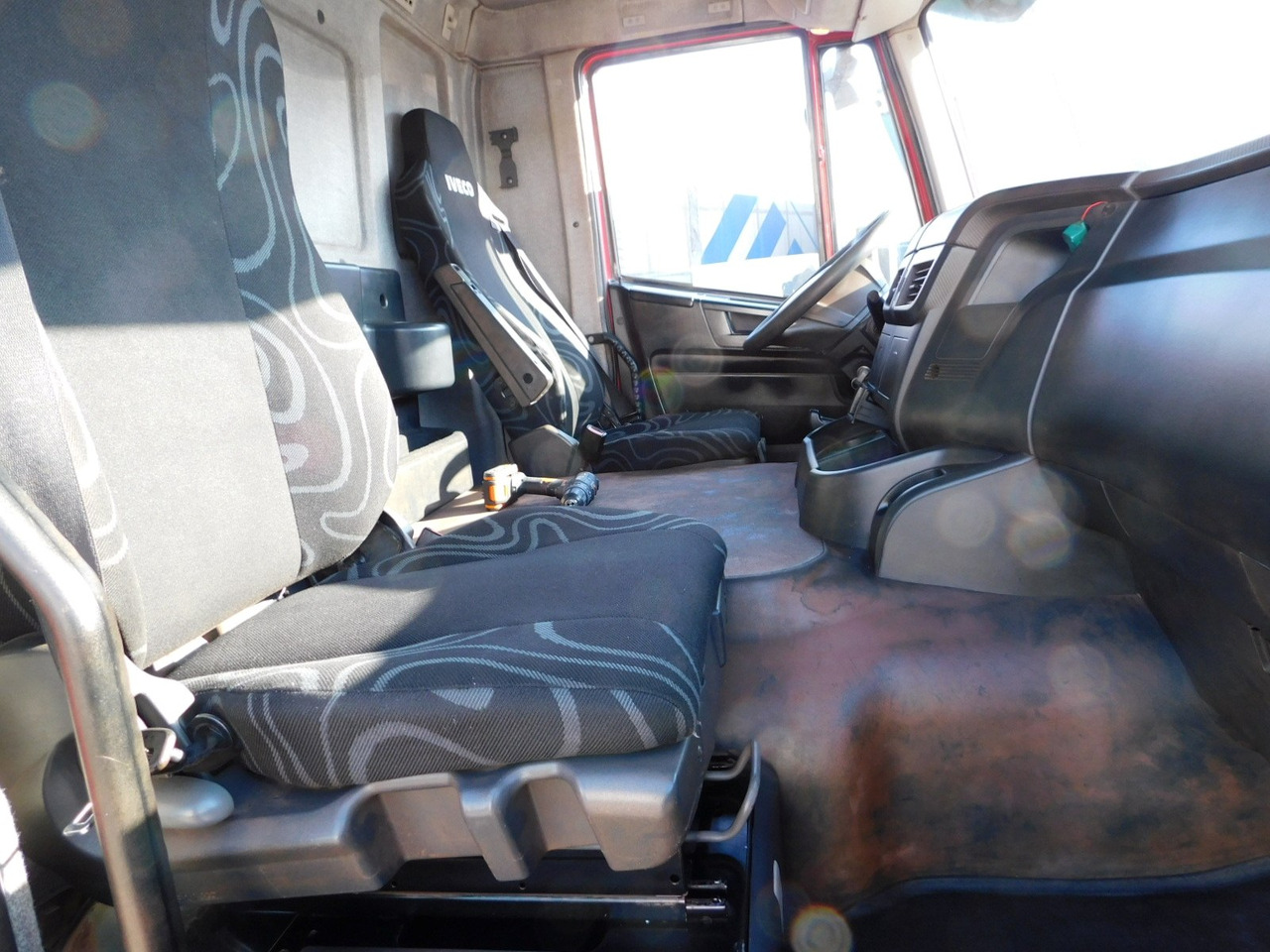 Iveco Trakker 450 - Camión volquete: foto 5 Iveco Trakker 450 - Camión volquete: foto 5