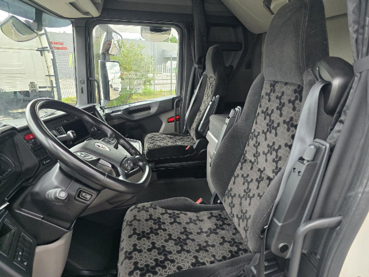 Cabeza tractora Scania S 560: foto 6