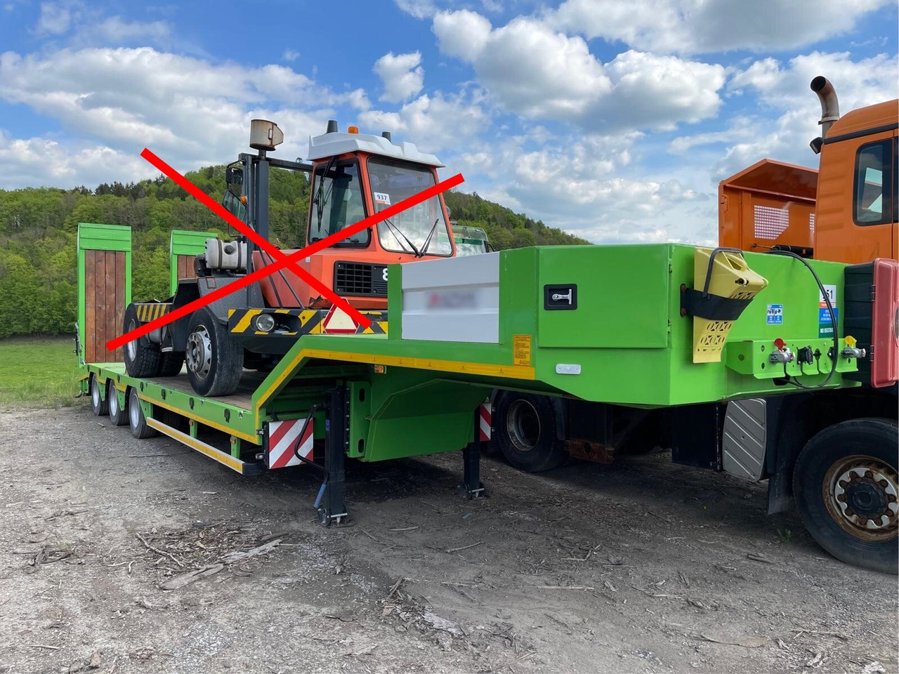 ALPSAN 56t ALPSAN 56t, hydr. Rampen, Verbr. auf 3m - Semirremolque góndola rebajadas: foto 1 ALPSAN 56t ALPSAN 56t, hydr. Rampen, Verbr. auf 3m - Semirremolque góndola rebajadas: foto 1