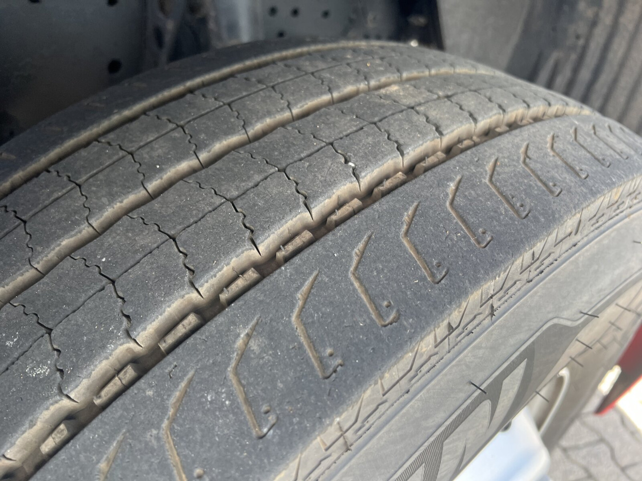 MAN TGS 18.420 4x2 BL TGS 18.420 4x2 BL, Navi - Cabeza tractora: foto 4 MAN TGS 18.420 4x2 BL TGS 18.420 4x2 BL, Navi - Cabeza tractora: foto 4