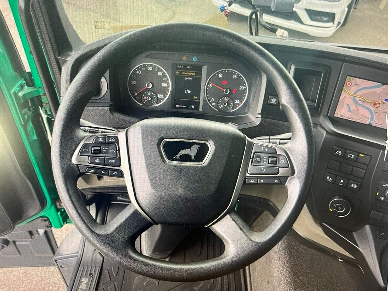 MAN TGS 18.470 4X4H BL SA TGS 18.470 4X4H BL SA, HydroDrive, Navi, LED, Kipphydraulik - Cabeza tractora: foto 5 MAN TGS 18.470 4X4H BL SA TGS 18.470 4X4H BL SA, HydroDrive, Navi, LED, Kipphydraulik - Cabeza tractora: foto 5