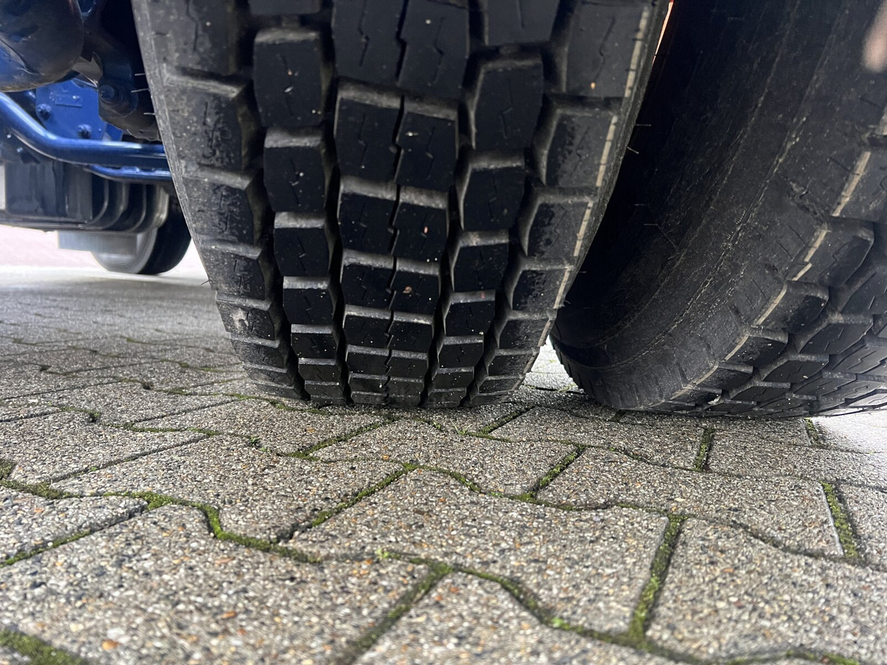 MAN TGX 26.500 6X2/4 BLS TGX 26.500 6X2/4 BLS, Intarder, Vorlauflenk-/lift, Standklima, XXL-Fahrerhaus - Cabeza tractora: foto 4 MAN TGX 26.500 6X2/4 BLS TGX 26.500 6X2/4 BLS, Intarder, Vorlauflenk-/lift, Standklima, XXL-Fahrerhaus - Cabeza tractora: foto 4