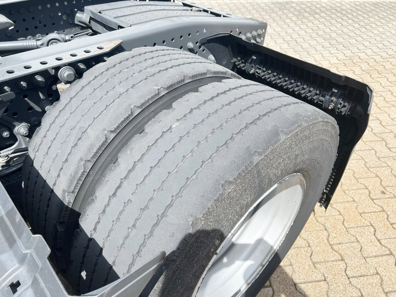 Mercedes-Benz Actros 1842 LS 4x2 Actros 1842 LS 4x2, 7x VORHANDEN - Cabeza tractora: foto 3 Mercedes-Benz Actros 1842 LS 4x2 Actros 1842 LS 4x2, 7x VORHANDEN - Cabeza tractora: foto 3