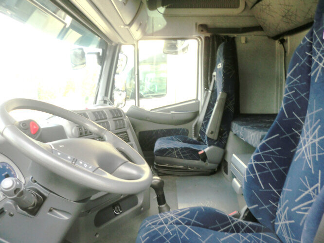 Cabeza tractora Stralis 440S45T/P 4x2 Stralis 440S45T/P 4x2: foto 6 Cabeza tractora Stralis 440S45T/P 4x2 Stralis 440S45T/P 4x2: foto 6