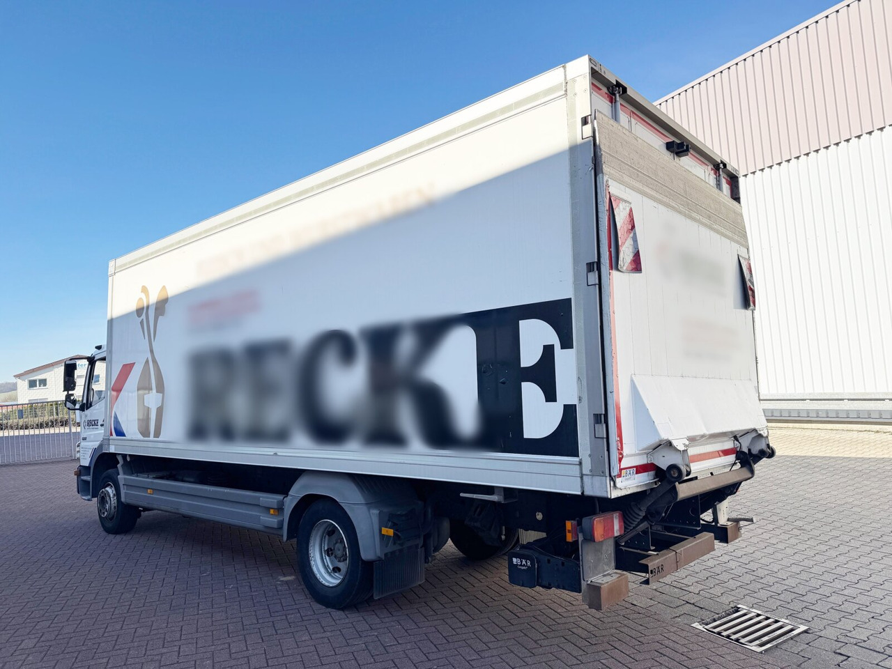 Mercedes-Benz Atego 1222 L 4x2 Atego 1222 L 4x2, Kühlkoffer, ThermoKing, Trennwand, LBW BÄR - Camión: foto 3 Mercedes-Benz Atego 1222 L 4x2 Atego 1222 L 4x2, Kühlkoffer, ThermoKing, Trennwand, LBW BÄR - Camión: foto 3