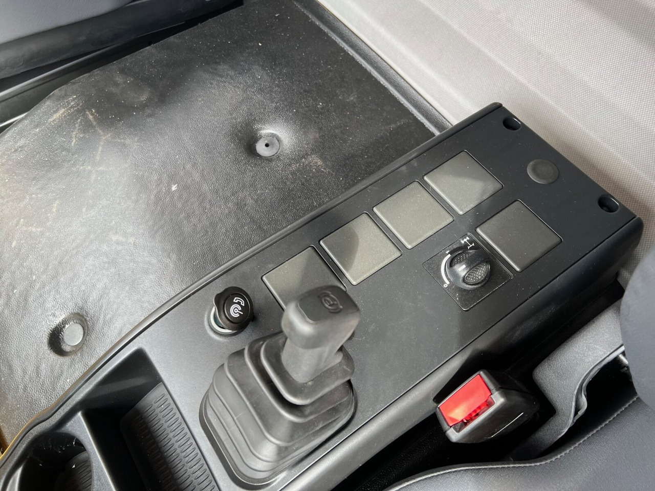 Camión chasis nuevo EuroCargo ML160E32 4x2 EuroCargo ML160E32 4x2, 5x Vorhanden!: foto 6 Camión chasis nuevo EuroCargo ML160E32 4x2 EuroCargo ML160E32 4x2, 5x Vorhanden!: foto 6