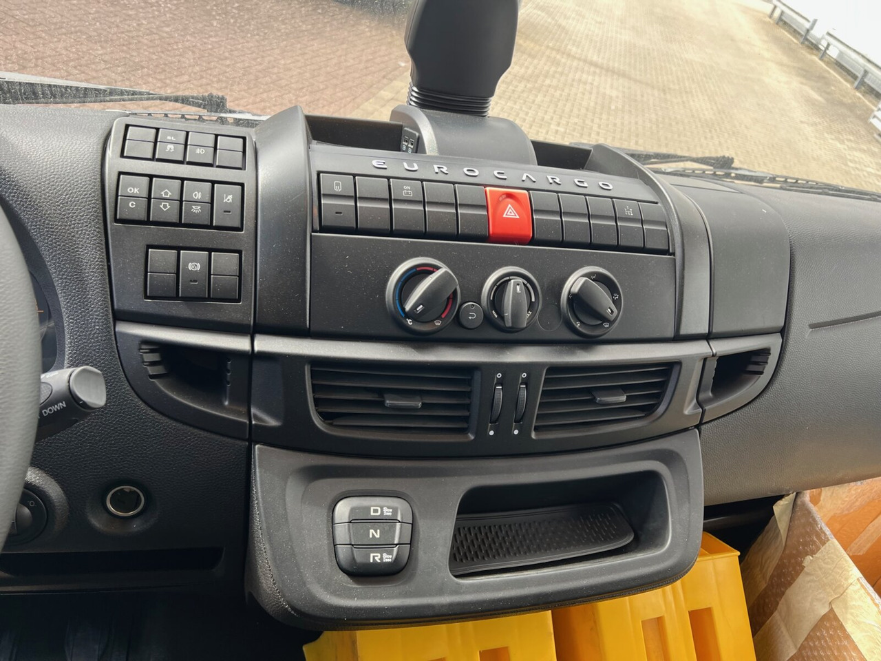 Camión chasis nuevo EuroCargo ML160E32 4x2 EuroCargo ML160E32 4x2, 5x Vorhanden!: foto 5 Camión chasis nuevo EuroCargo ML160E32 4x2 EuroCargo ML160E32 4x2, 5x Vorhanden!: foto 5