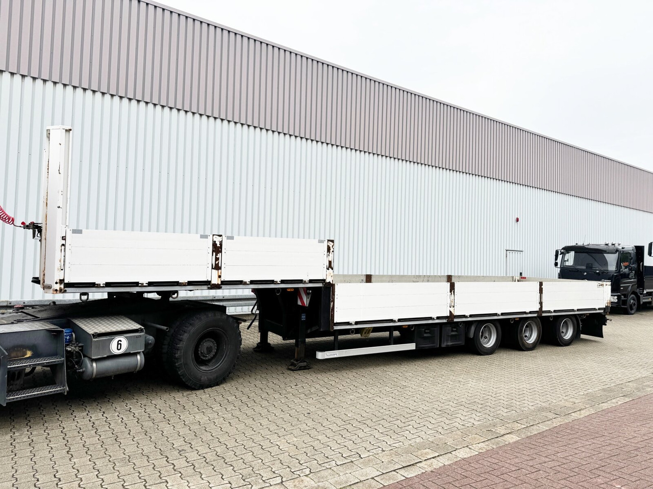 Fellechner SB32-G36 Fellechner SB32-G36, ausziehbar um 1,5m - Semirremolque plataforma/ Caja abierta: foto 1 Fellechner SB32-G36 Fellechner SB32-G36, ausziehbar um 1,5m - Semirremolque plataforma/ Caja abierta: foto 1