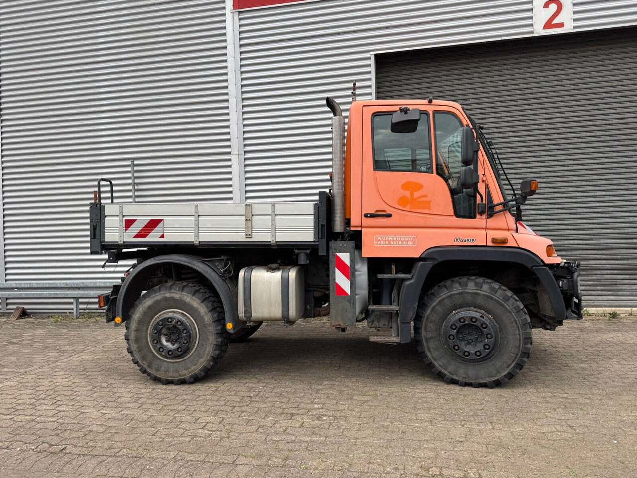 Unimog U 400 405/12 4x4 U 400 405/12 4x4, Kipper, Kommunalhydraulik, VarioPilot, Zapfwelle - Furgoneta: foto 2 Unimog U 400 405/12 4x4 U 400 405/12 4x4, Kipper, Kommunalhydraulik, VarioPilot, Zapfwelle - Furgoneta: foto 2