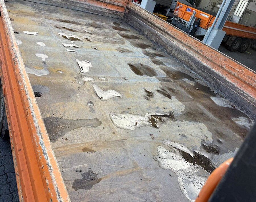 Iveco EuroCargo ML80E18K 4x2 EuroCargo ML80E18K 4x2 - Camión volquete: foto 4 Iveco EuroCargo ML80E18K 4x2 EuroCargo ML80E18K 4x2 - Camión volquete: foto 4