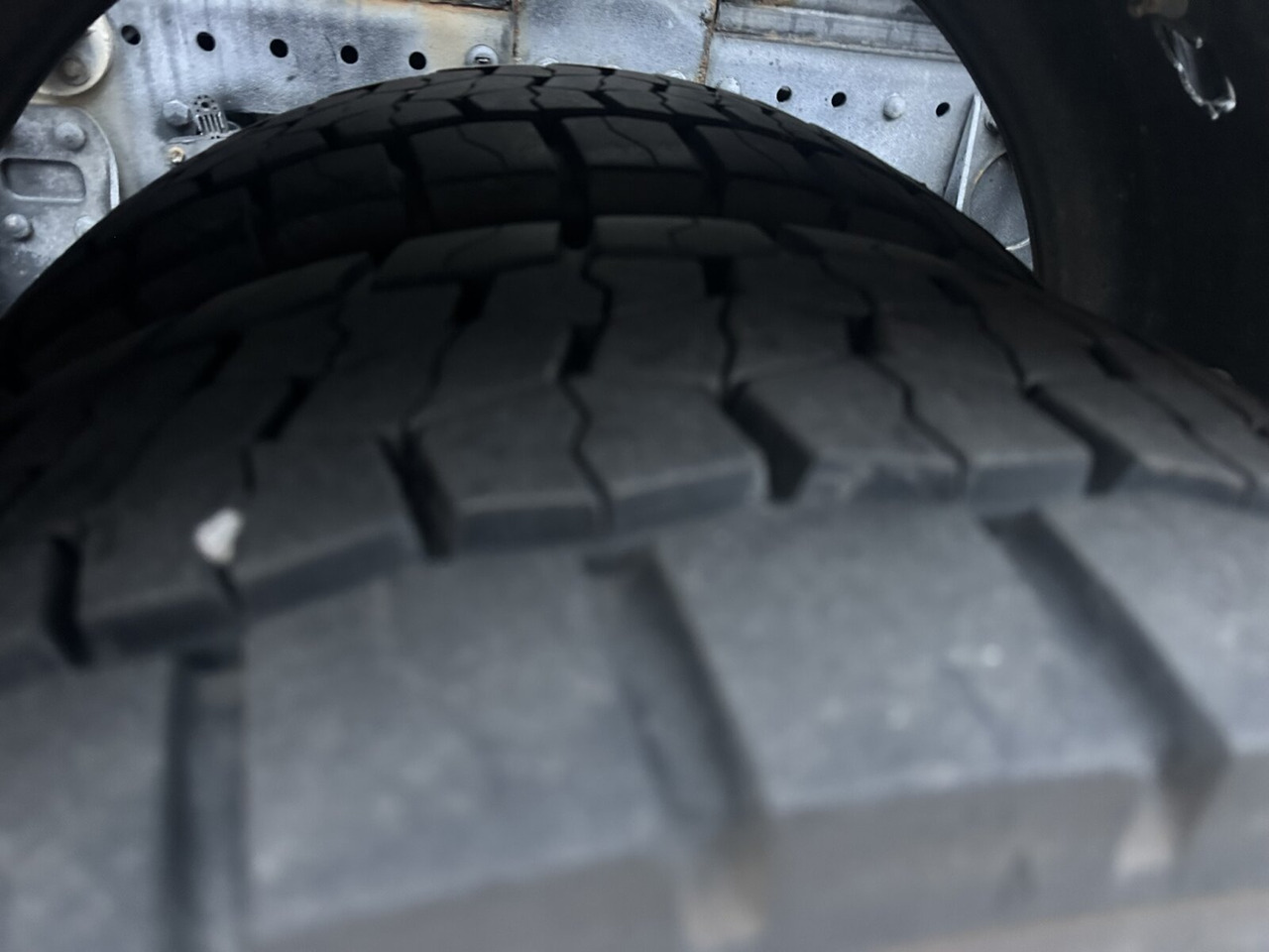 MAN TGL 12.250 4x2 BL TGL 12.250 4x2 BL, Palfinger Abroller P 07-25MPA, 2xAHK-ÖL - Camión multibasculante: foto 4 MAN TGL 12.250 4x2 BL TGL 12.250 4x2 BL, Palfinger Abroller P 07-25MPA, 2xAHK-ÖL - Camión multibasculante: foto 4