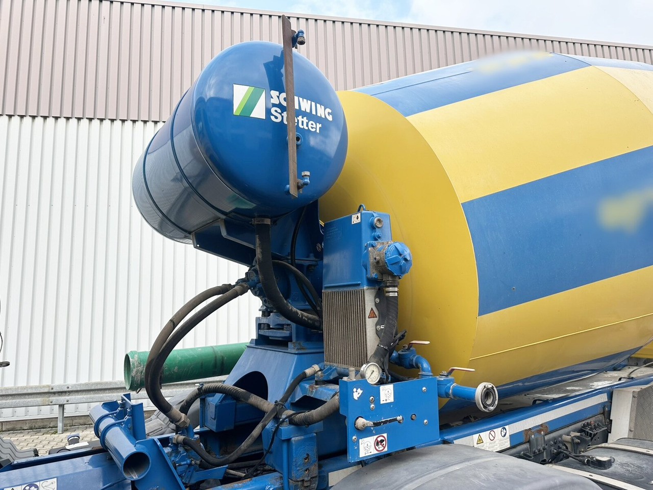 Leasing de MAN TGS 32.400 8X4 BB TGS 32.400 8x4 BB, Stetter ca. 9m³ MAN TGS 32.400 8X4 BB TGS 32.400 8x4 BB, Stetter ca. 9m³: foto 13