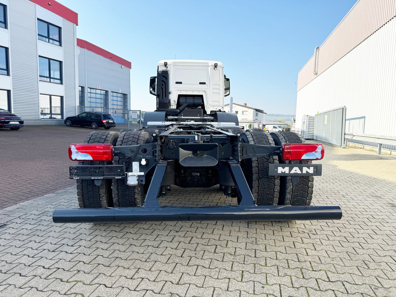 Camión multibasculante nuevo MAN TGS 35.480 8x6H BL CH TGS 35.480 8x6H BL CH, HydroDrive, Navi, Nebenantrieb: foto 13 Camión multibasculante nuevo MAN TGS 35.480 8x6H BL CH TGS 35.480 8x6H BL CH, HydroDrive, Navi, Nebenantrieb: foto 13