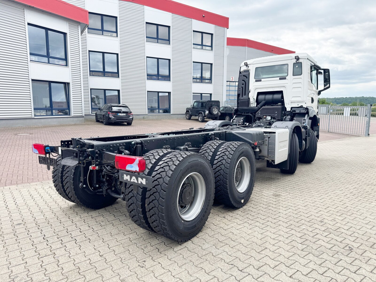 Leasing de MAN TGS 35.480 8x8 BB CH TGS 35.480 8x8 BB CH, Hohe Bauart, Nebenantrieb MAN TGS 35.480 8x8 BB CH TGS 35.480 8x8 BB CH, Hohe Bauart, Nebenantrieb: foto 11
