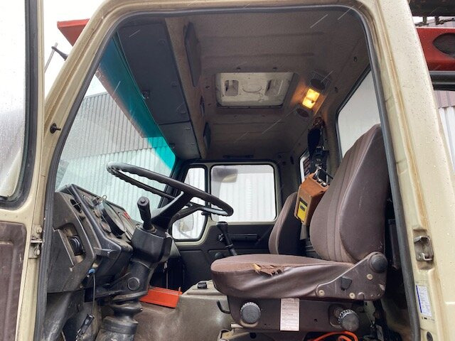 Mercedes-Benz 2635 6x4 2635 6x4, V8, Heckkran Palfinger PK 28000, Funk, 28,5m-280kg - Camión grúa, Camión caja abierta: foto 5 Mercedes-Benz 2635 6x4 2635 6x4, V8, Heckkran Palfinger PK 28000, Funk, 28,5m-280kg - Camión grúa, Camión caja abierta: foto 5